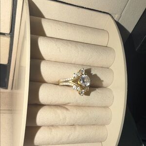 Elegant Gold  Plated Women's Ring